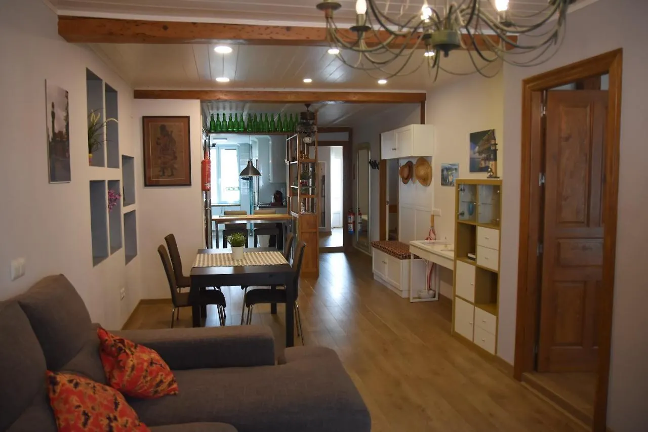 Apartamento Piso en Calle Peatonal con Garaje Privado Santander España