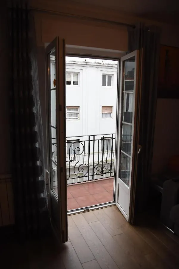 Apartamento Piso en Calle Peatonal con Garaje Privado Santander 0*,  España