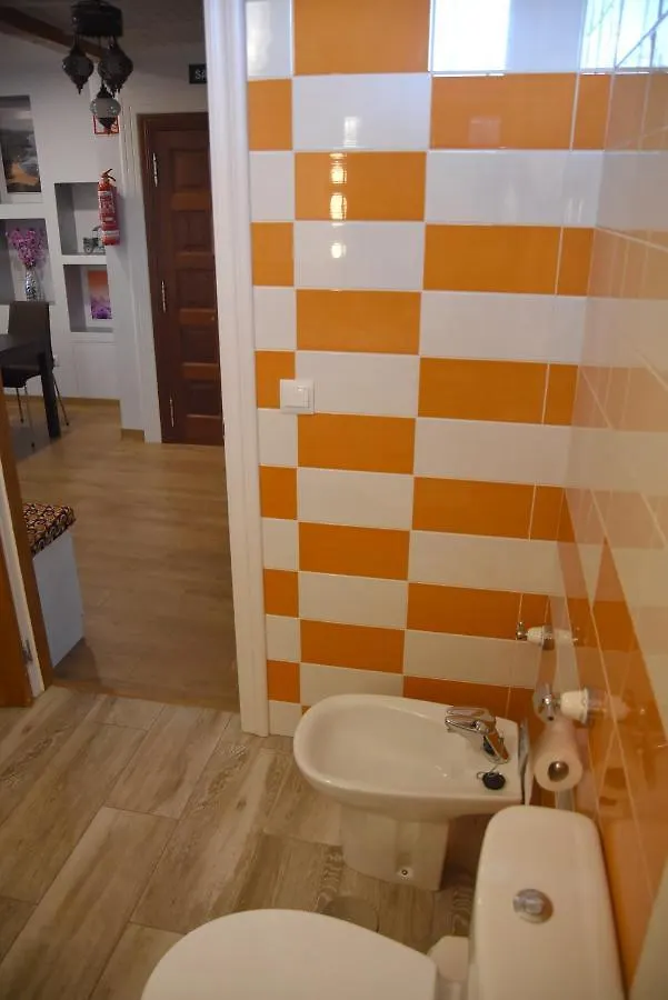 Apartamento Piso en Calle Peatonal con Garaje Privado Santander