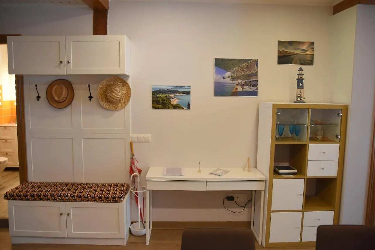 Piso En Calle Peatonal Con Garaje Privado Apartment Santander